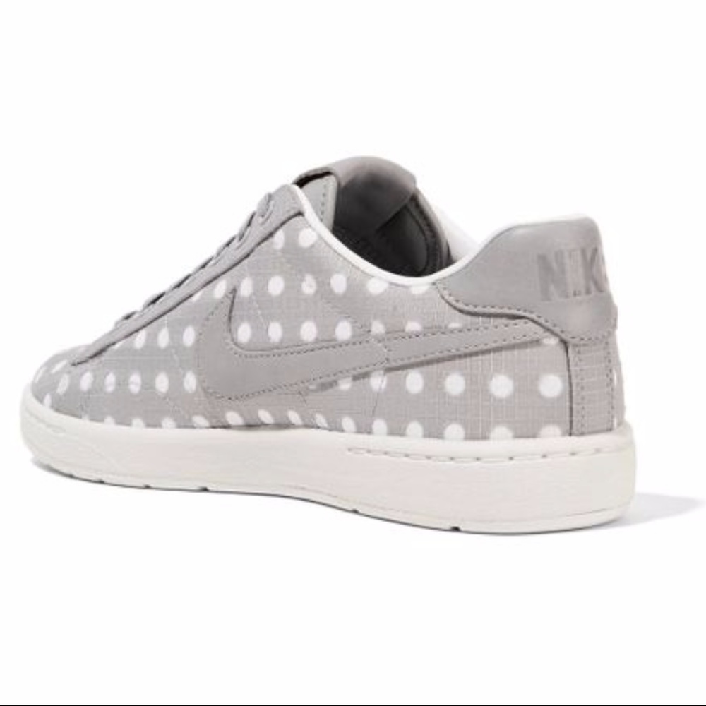 Nike Tennis Ultra Polka-dot Embroidered Sneakers - Picture 4 of 8